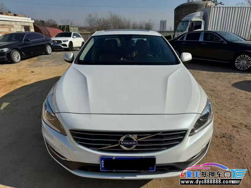 抵押车出售16年沃尔沃S60轿车