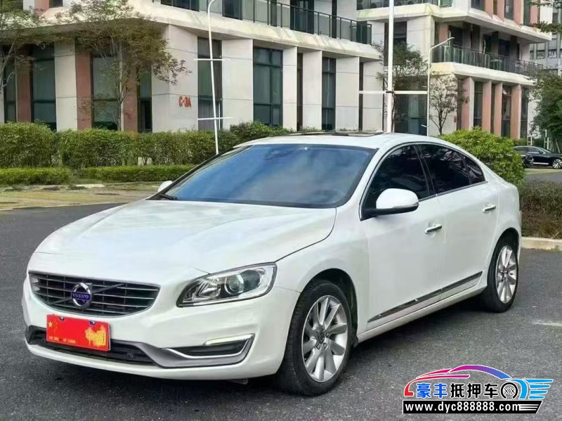 16年沃尔沃S60轿车抵押车出售