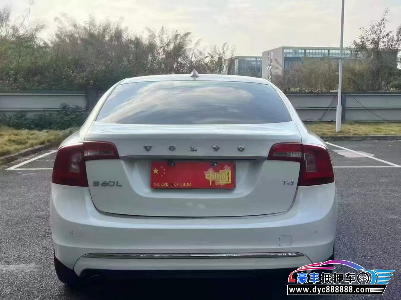 16年沃尔沃S60轿车抵押车出售