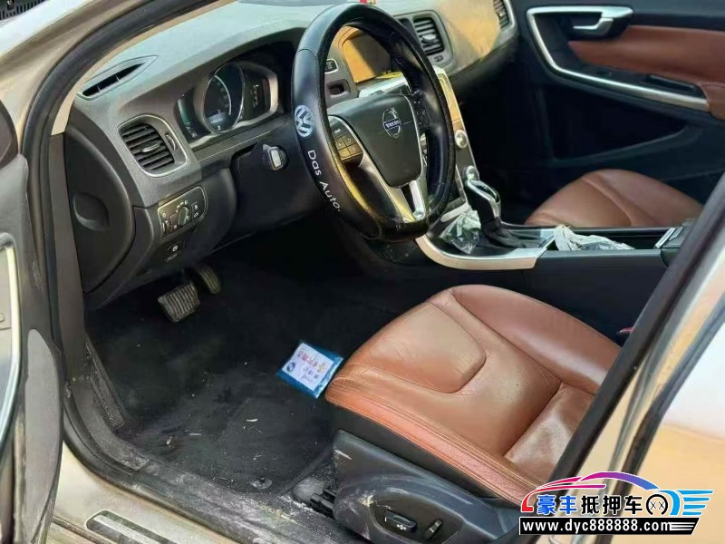 14年沃尔沃S60L轿车抵押车出售