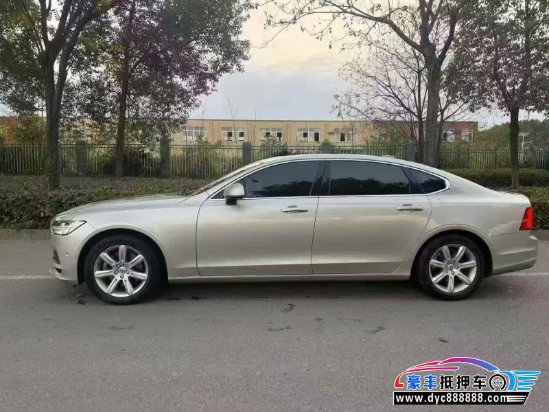 18年沃尔沃S90轿车抵押车出售