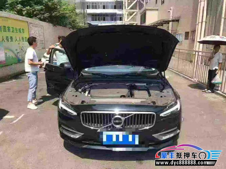 18年沃尔沃S90轿车抵押车出售