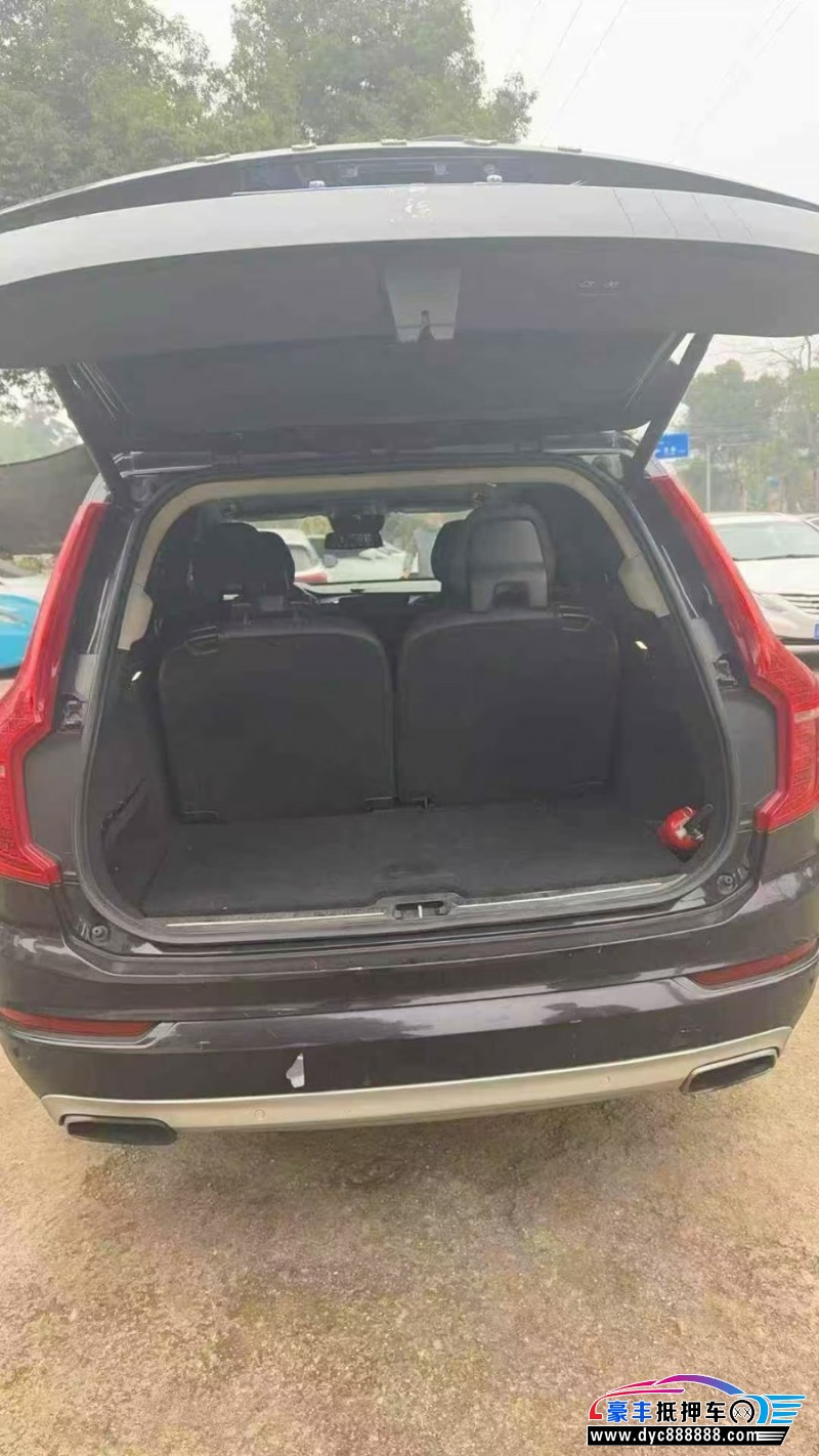 16年沃尔沃XC90轿车抵押车出售