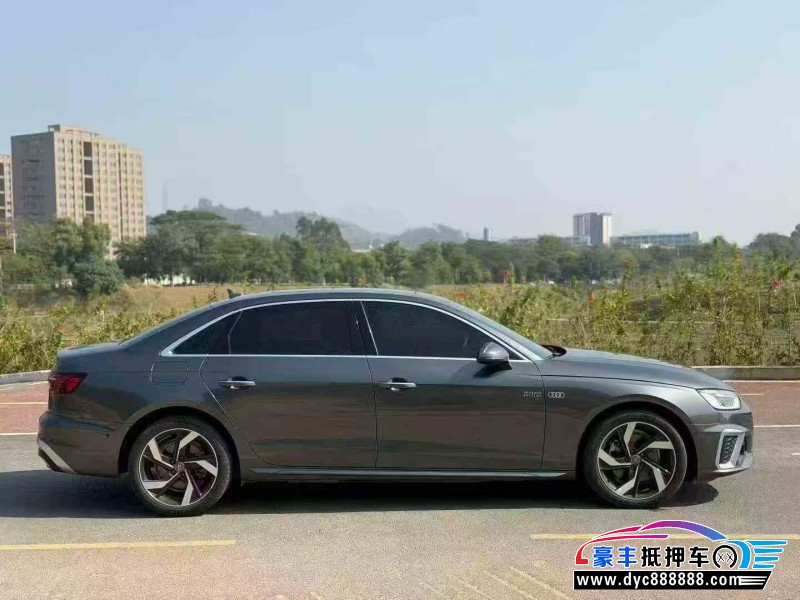 22年奥迪A4L轿车抵押车出售