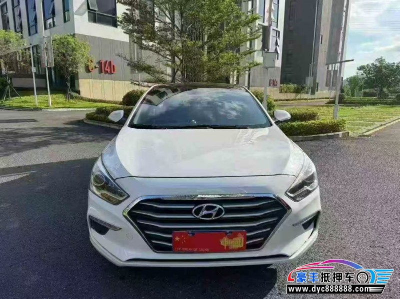 18年现代名图轿车抵押车出售