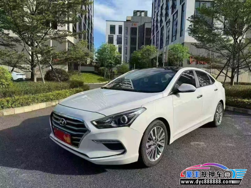 18年现代名图轿车抵押车出售