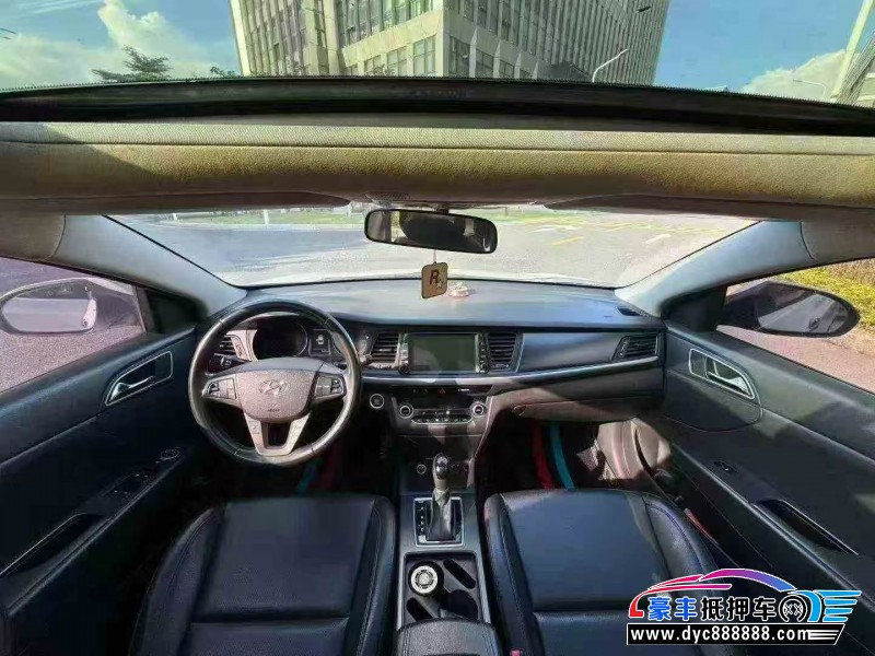 18年现代名图轿车抵押车出售