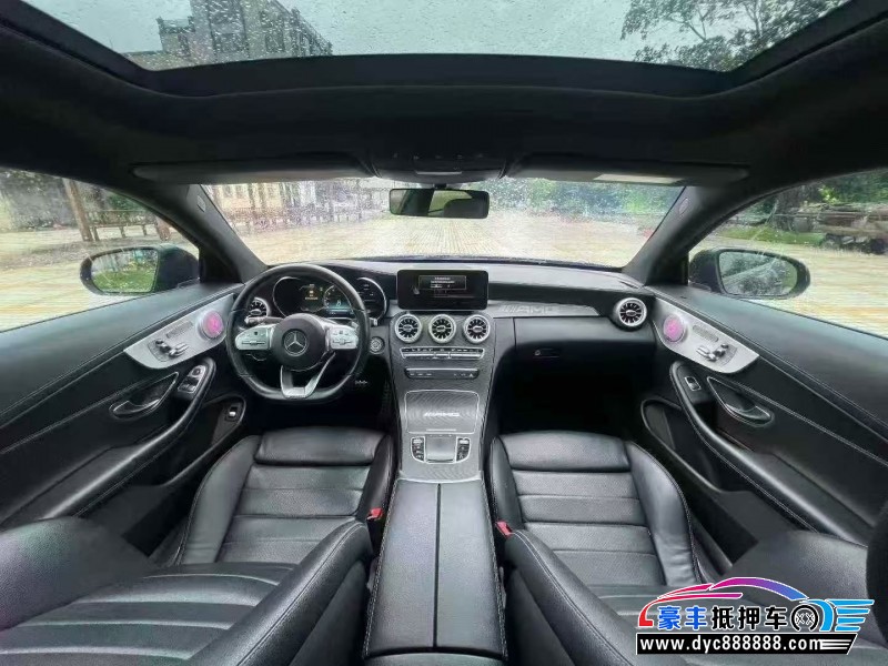 19年奔驰C轿车抵押车出售