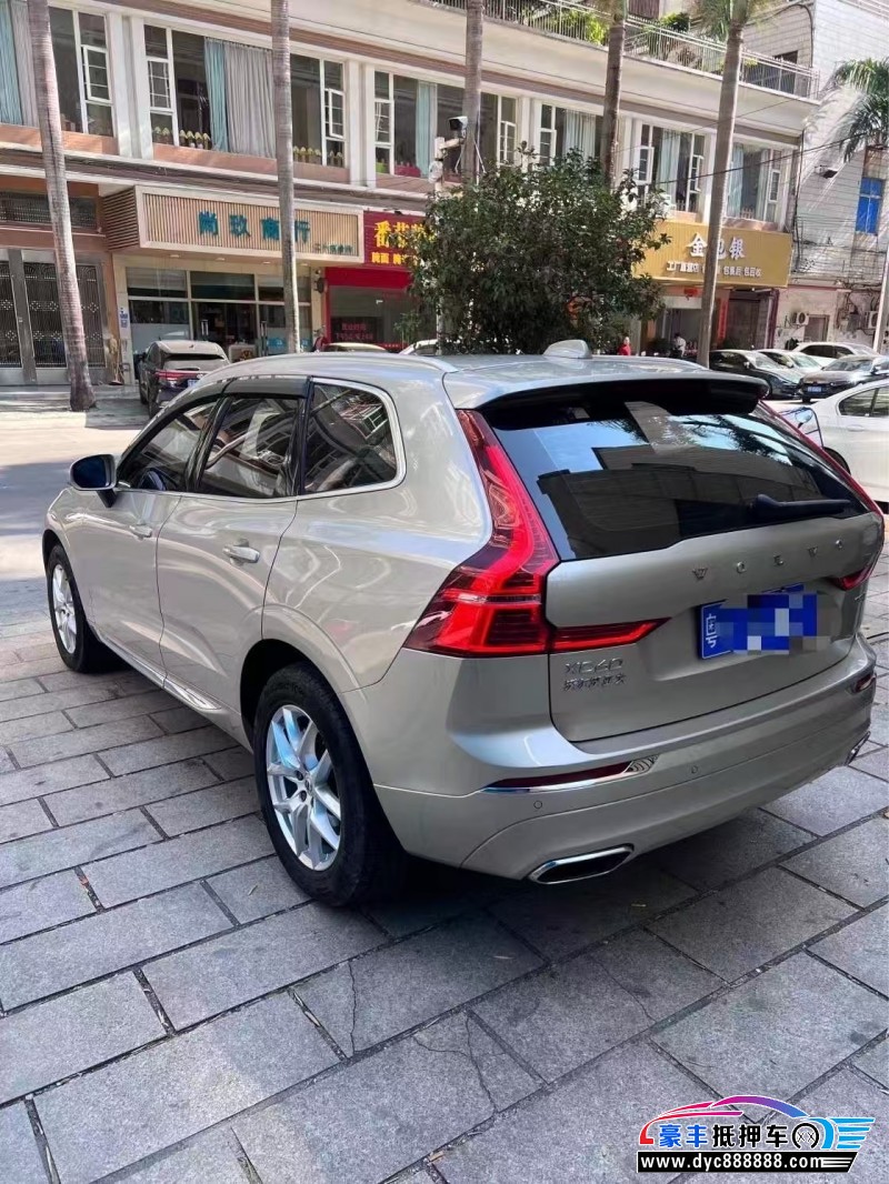 21年沃尔沃XC60轿车抵押车出售