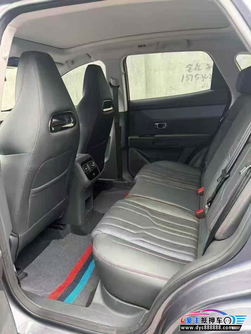 25年捷途大圣轿车抵押车出售