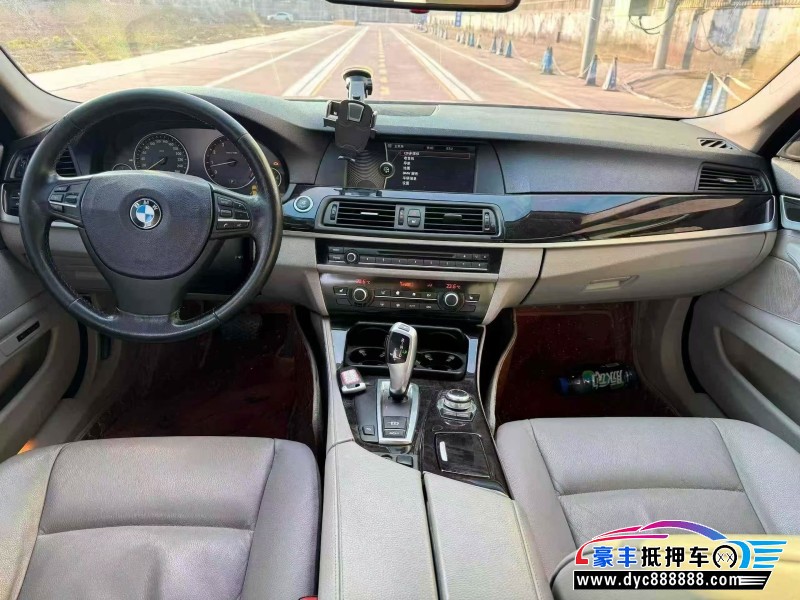 10年宝马5系轿车抵押车出售