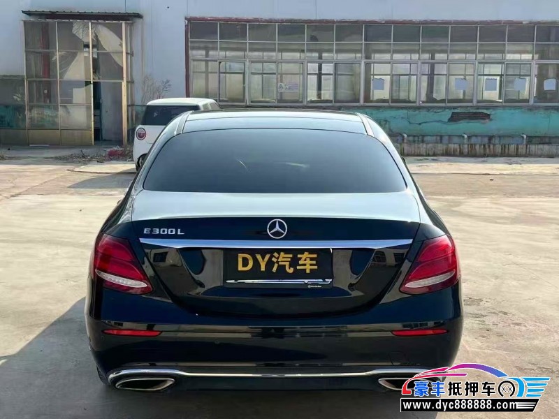 18年奔驰E轿车抵押车出售