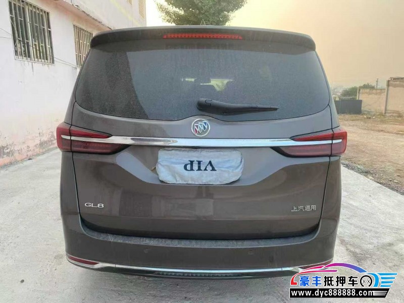 24年别克GL8轿车抵押车出售