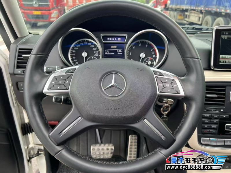 15年奔驰G轿车抵押车出售