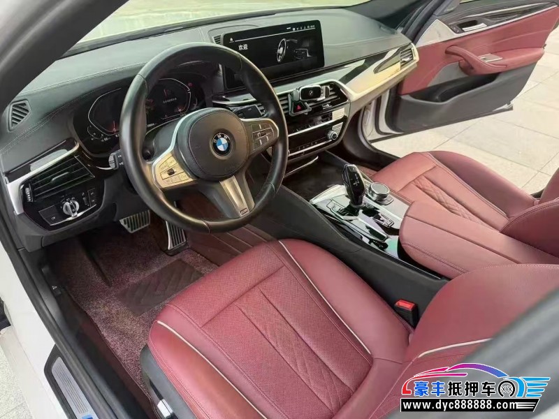 23年宝马5系轿车抵押车出售