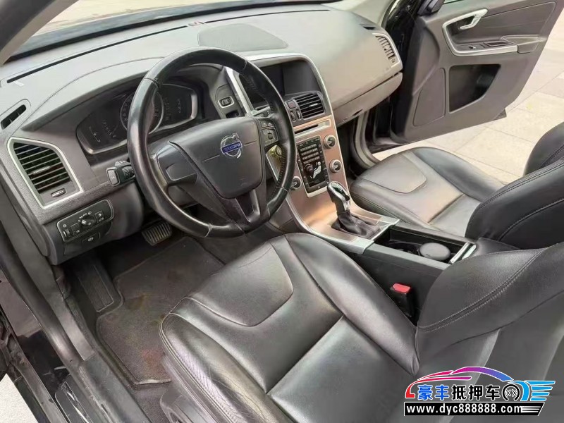 17年沃尔沃XC60轿车抵押车出售