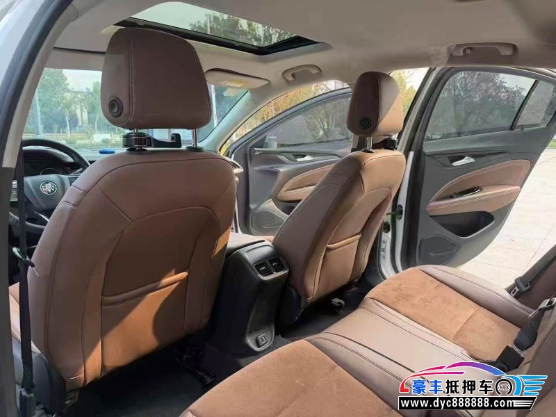 21年别克君威轿车抵押车出售