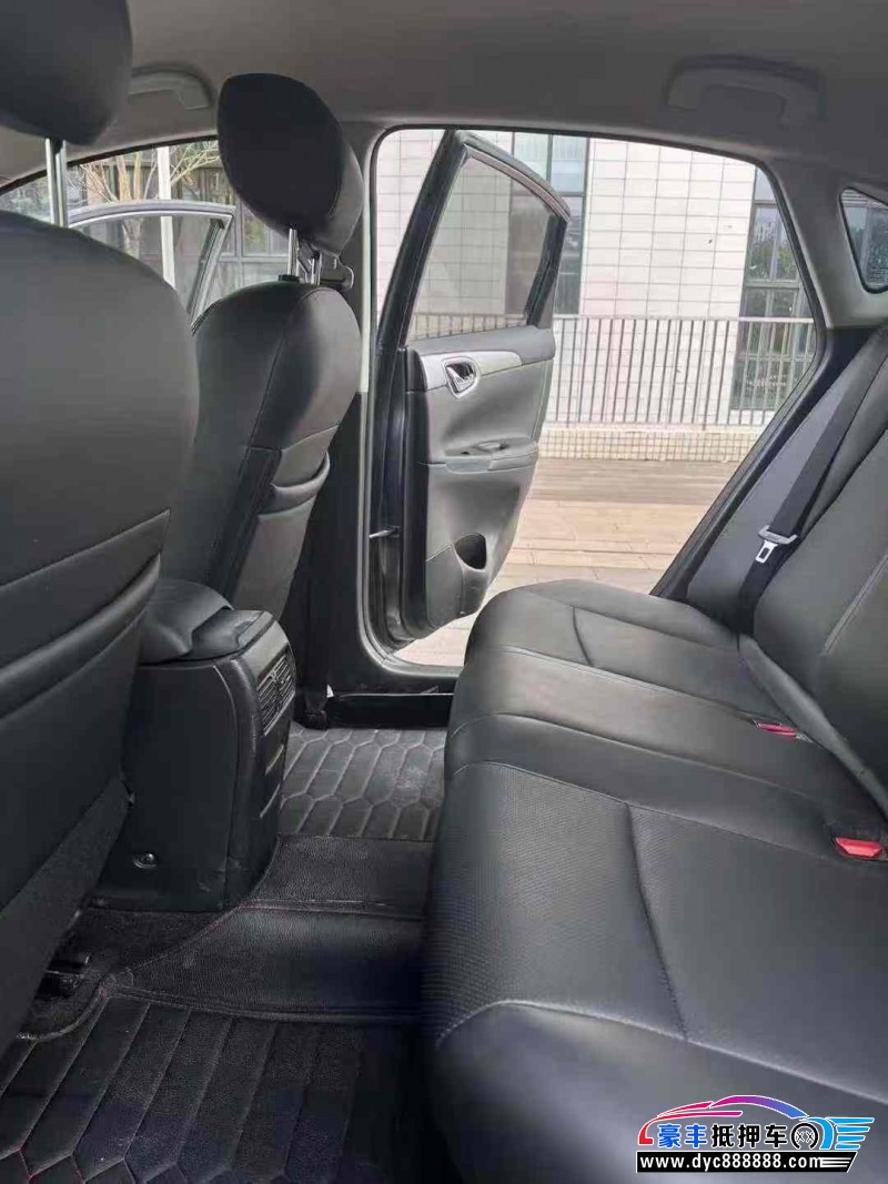 23年日产轩逸轿车抵押车出售