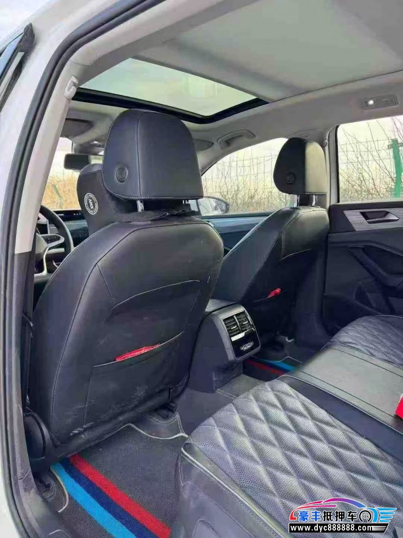 23年大众速腾轿车抵押车出售