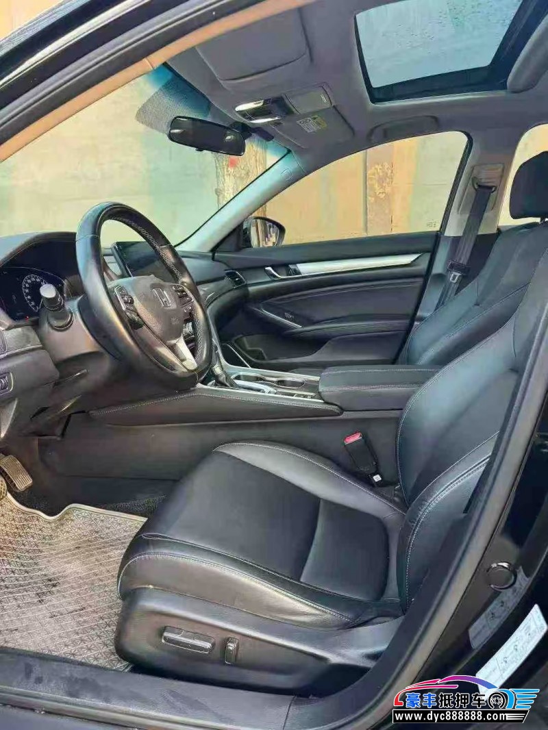 22年本田雅阁轿车抵押车出售