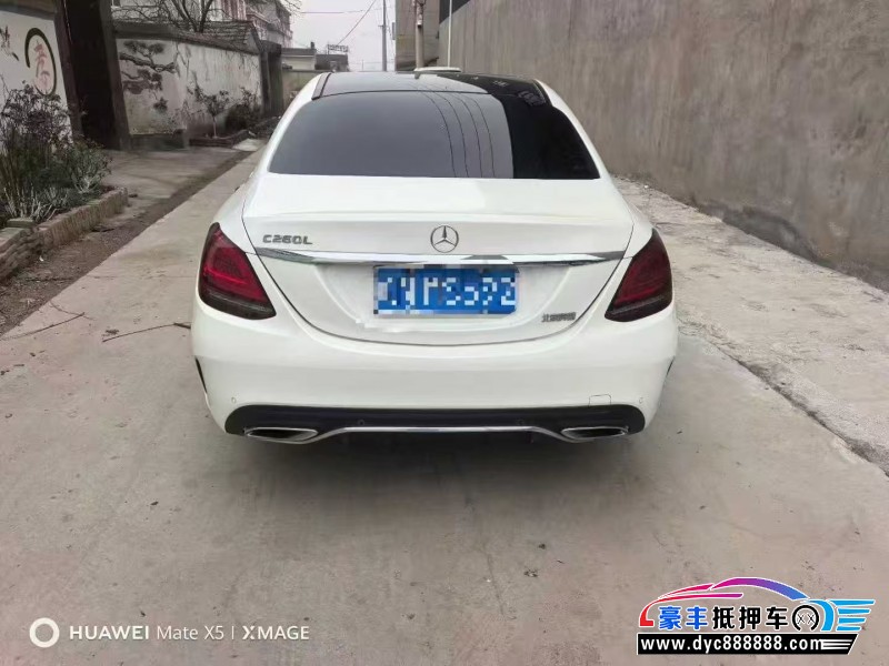 19年奔驰C轿车抵押车出售