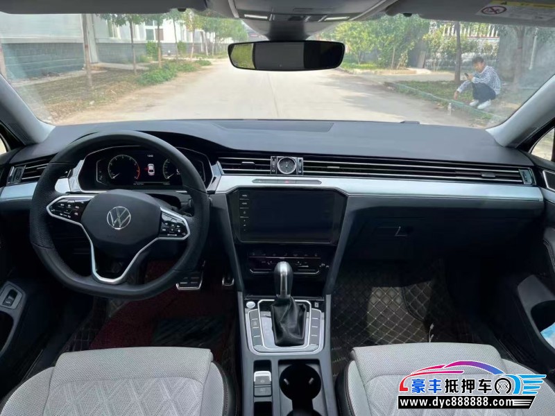 24年大众迈腾轿车抵押车出售