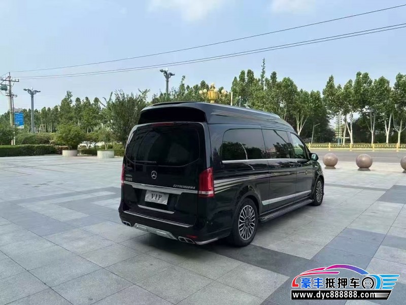 19年奔驰V轿车抵押车出售