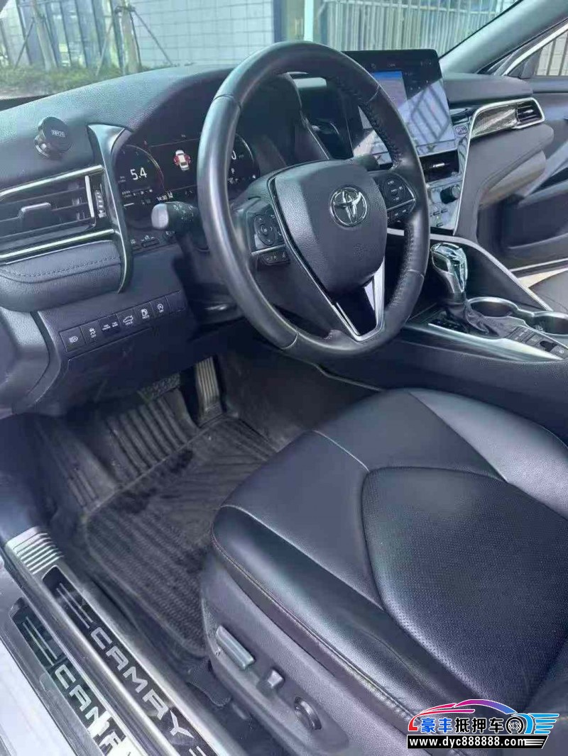 24年丰田凯美瑞轿车抵押车出售