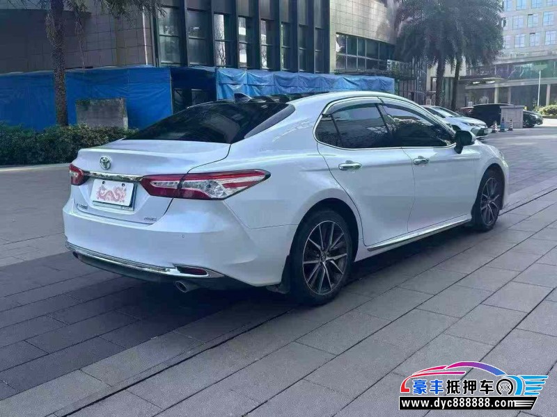 24年丰田凯美瑞轿车抵押车出售