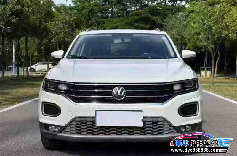 抵押车出售21年大众探歌轿车