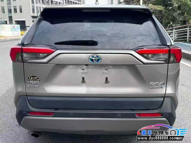 21年丰田RAV4轿车抵押车出售