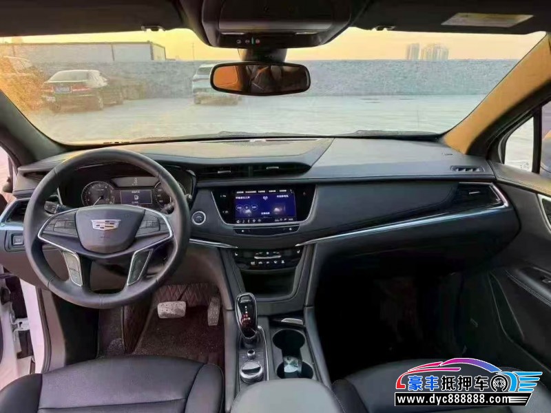 23年凯迪拉克XT5轿车抵押车出售