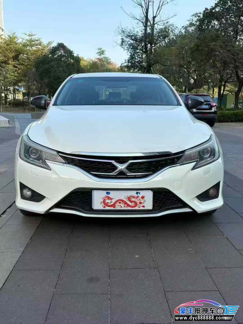 16年丰田锐志轿车