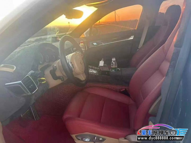 10年保时捷帕纳梅拉轿车抵押车出售