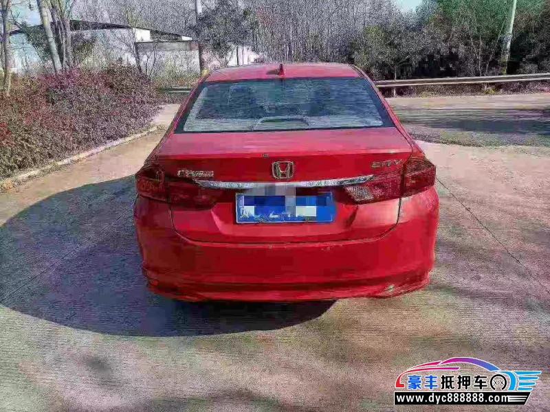 16年本田锋范经典轿车抵押车出售