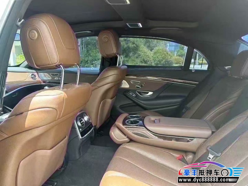 18年奔驰S轿车抵押车出售