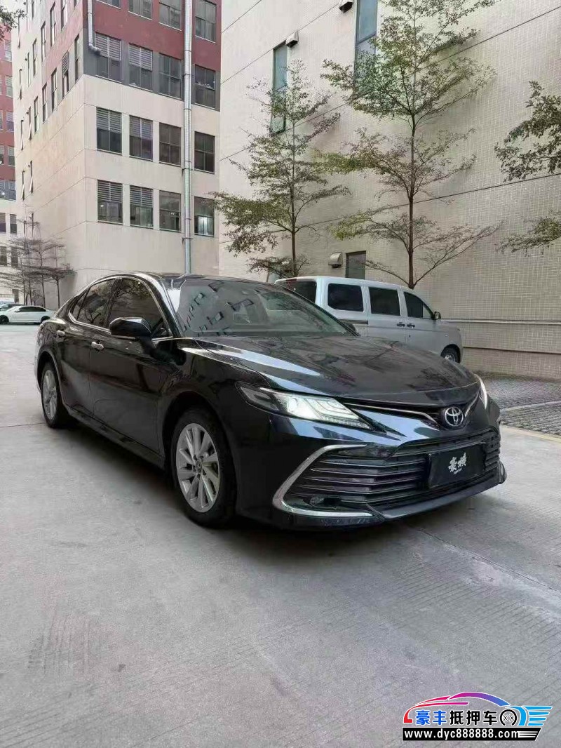 22年丰田凯美瑞轿车抵押车出售