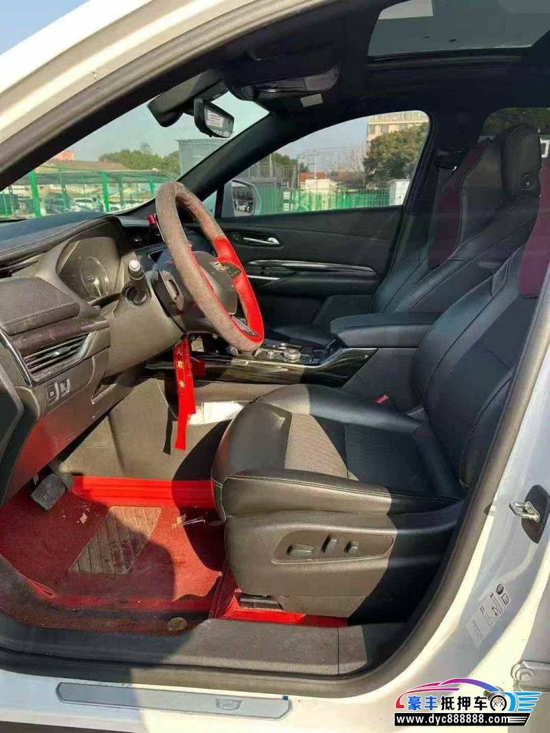 19年凯迪拉克XT4轿车抵押车出售