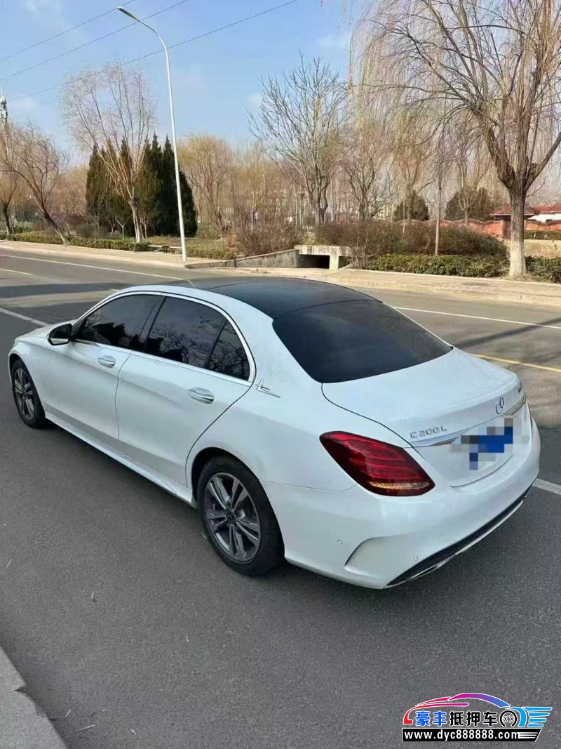 18年奔驰C轿车抵押车出售