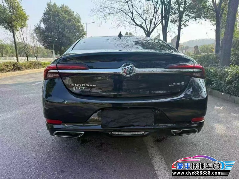 22年别克君越轿车抵押车出售