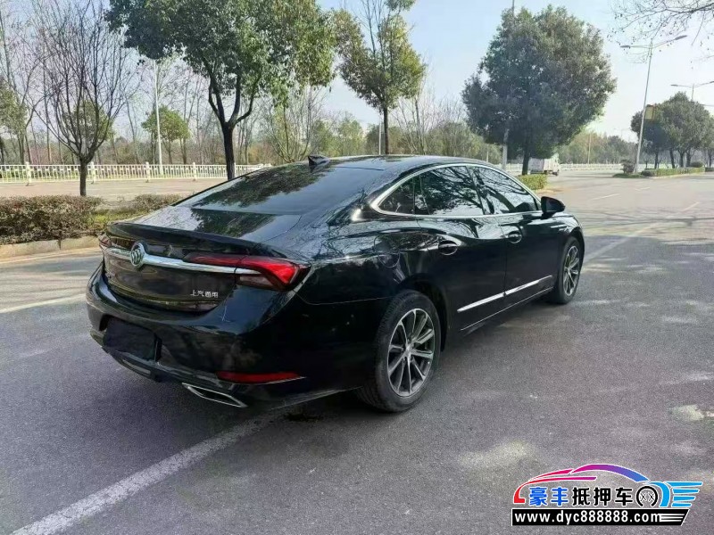 22年别克君越轿车抵押车出售