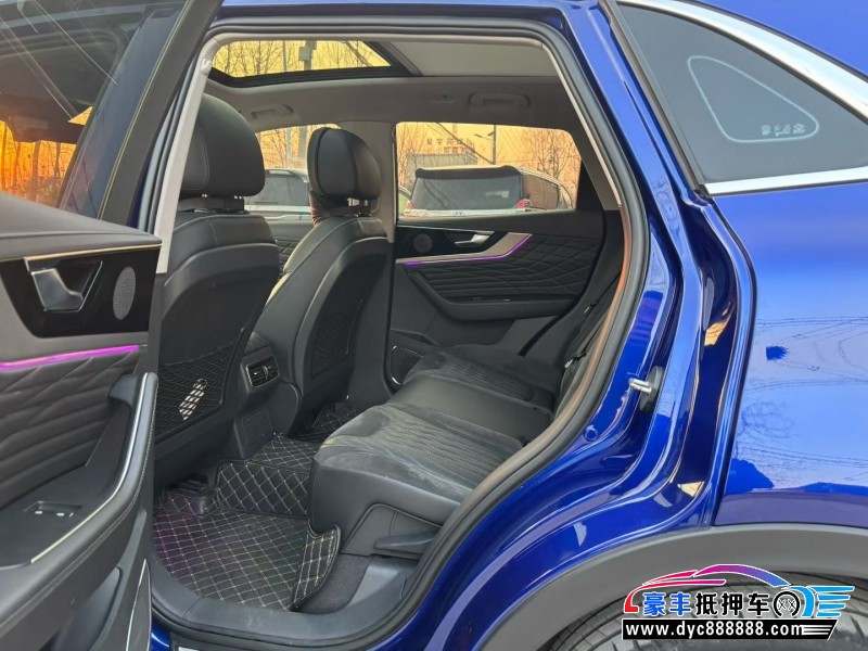 22年红旗HS5轿车抵押车出售