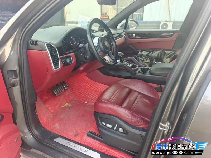 19年保时捷卡宴SUV抵押车出售