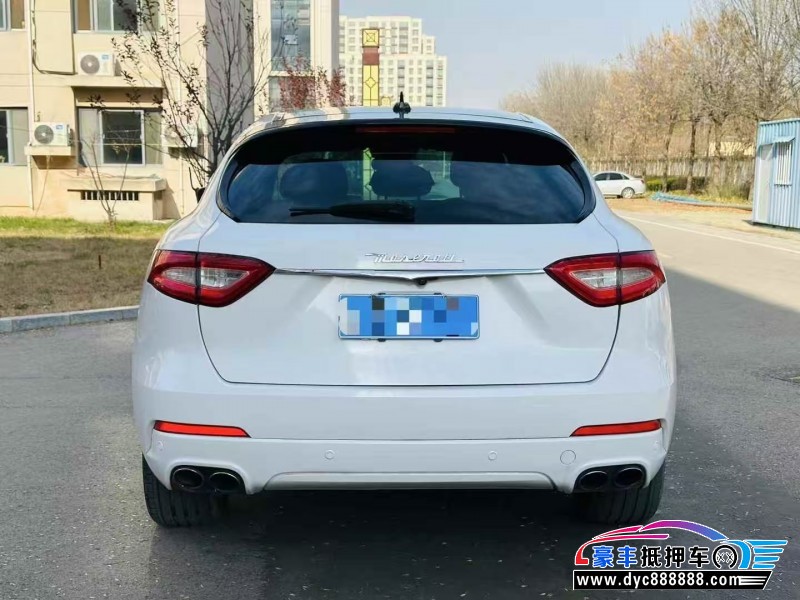 18年玛莎拉蒂莱万特轿车抵押车出售