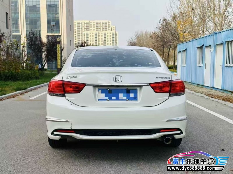 17年本田思铂睿轿车抵押车出售