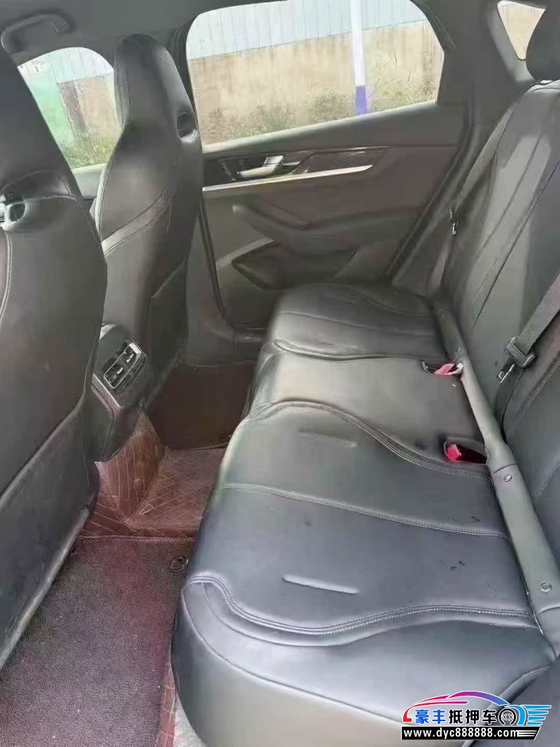 24年比亚迪秦轿车抵押车出售