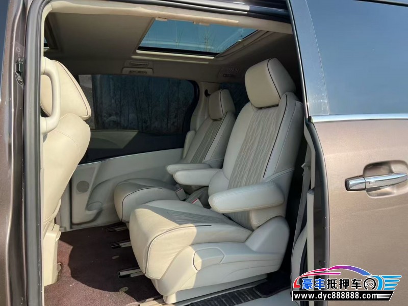 22年别克GL8轿车抵押车出售