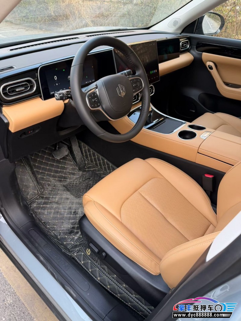 25年零跑C11轿车抵押车出售