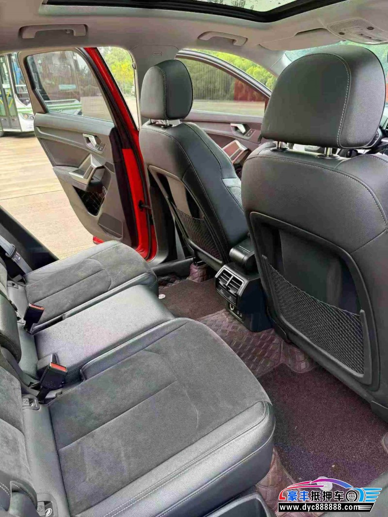 21年奥迪Q3轿车抵押车出售