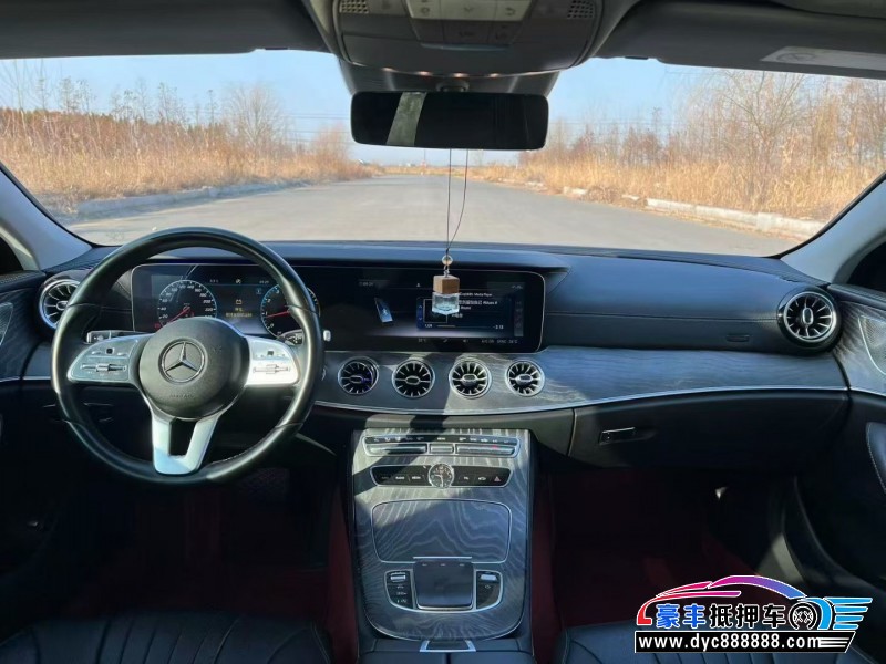 19年奔驰CLS轿车抵押车出售